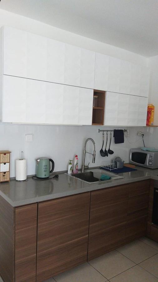 Ashdod City Center 2-Rooms Apartment, 15Min Walk To The Beach Exteriör bild