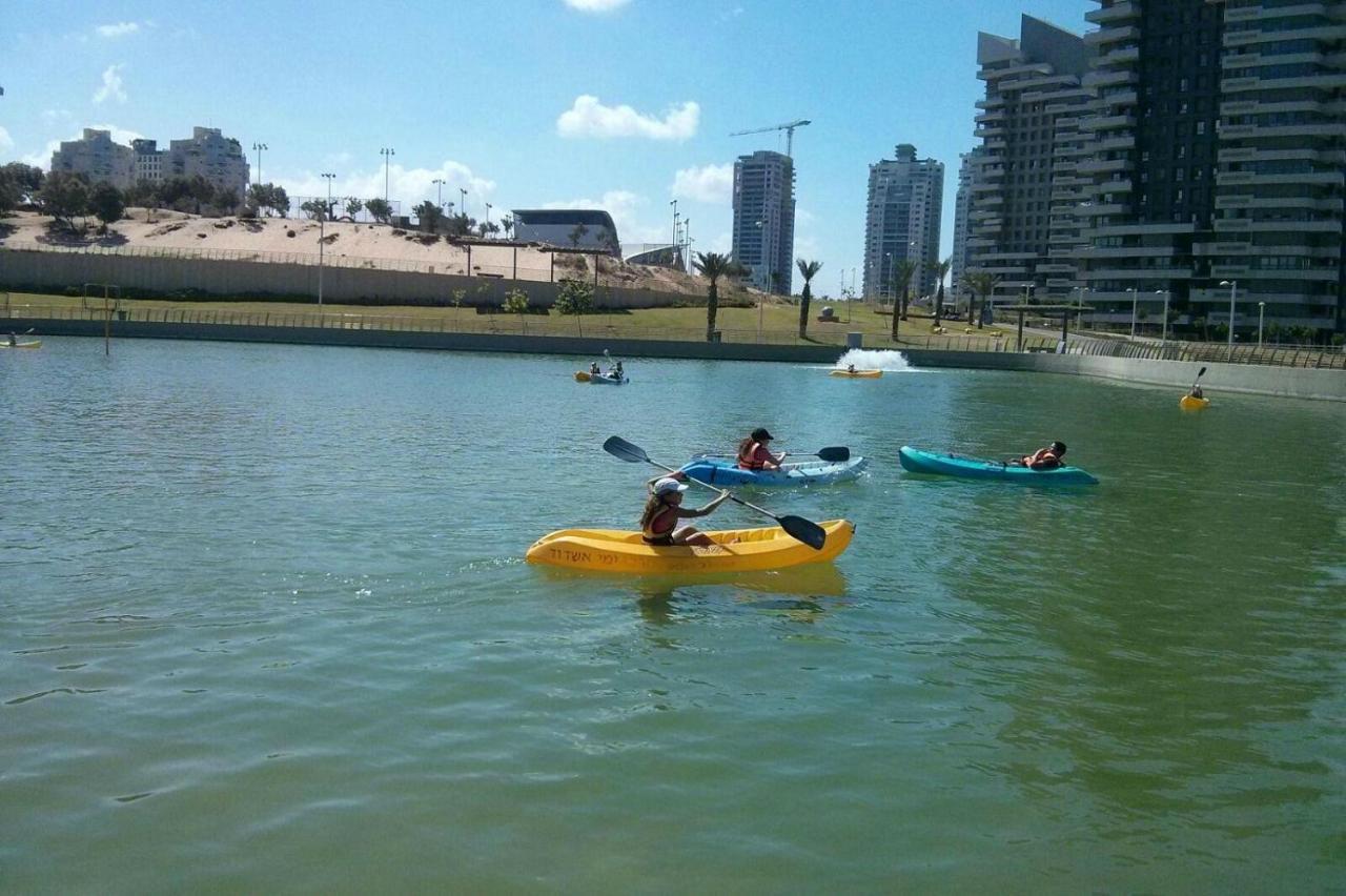 Ashdod City Center 2-Rooms Apartment, 15Min Walk To The Beach Exteriör bild